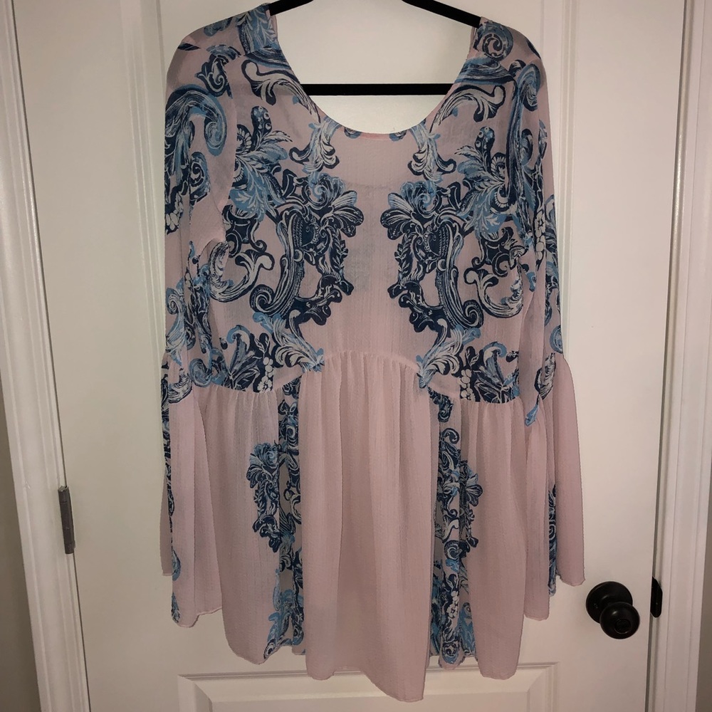 Free People Flowy Blouse (Tag attached)